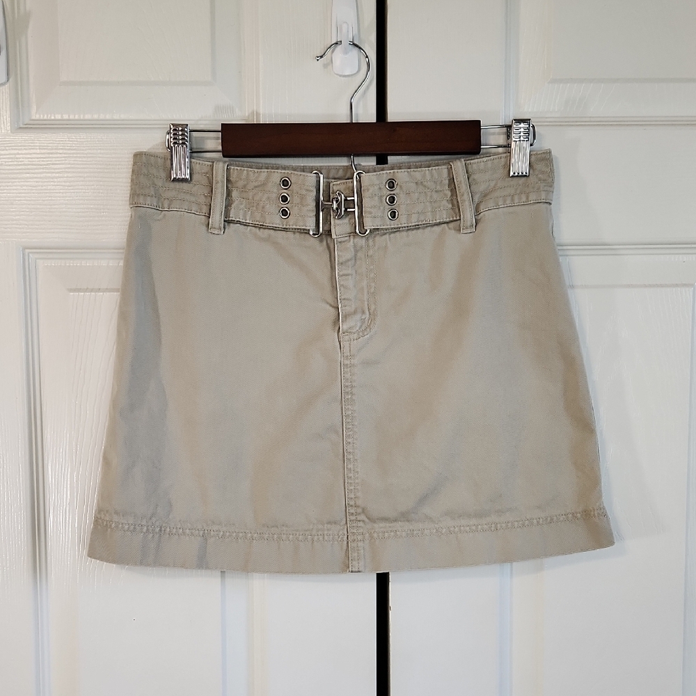 American Eagle Khaki Wide Belt Mini Skirt Size 2 100% Cotton Neutral Y2K Granola